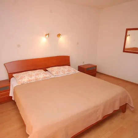 Family-friendly With Swimming Pool Seget Vranjica, - 7559 Διαμέρισμα *