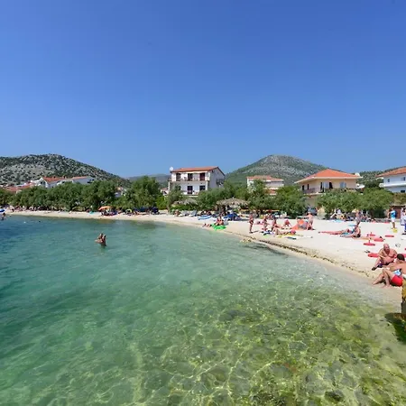 Family-Friendly Apartments With Swimming Pool Seget Vranjica, Trogir - 7559 Trogir