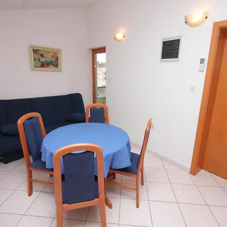 Family-Friendly Apartments With Swimming Pool Seget Vranjica, Trogir - 7559 Apartment *