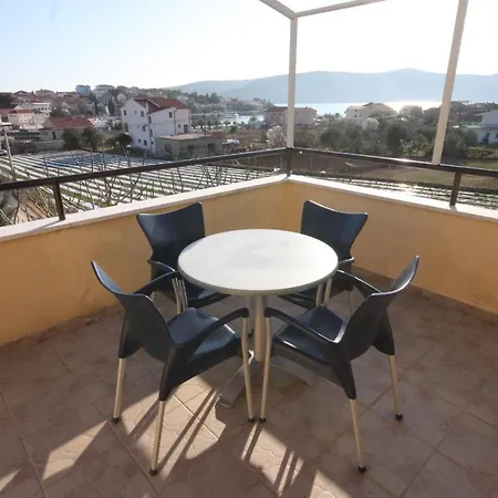 Family-friendly With Swimming Pool Seget Vranjica, - 7559 *