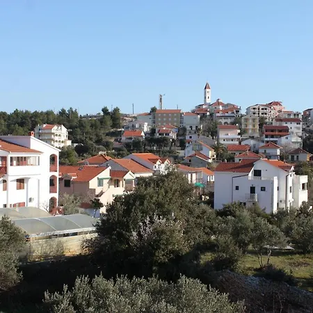 Family-friendly With Swimming Pool Seget Vranjica, - 7559 *