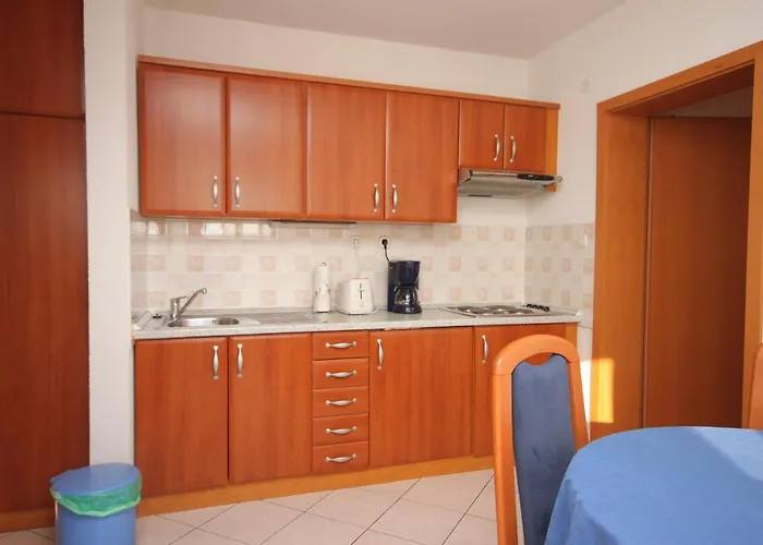 Family-friendly With Swimming Pool Seget Vranjica, - 7559 Appartement *
