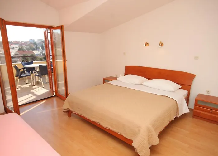 Family-friendly With Swimming Pool Seget Vranjica, - 7559 *