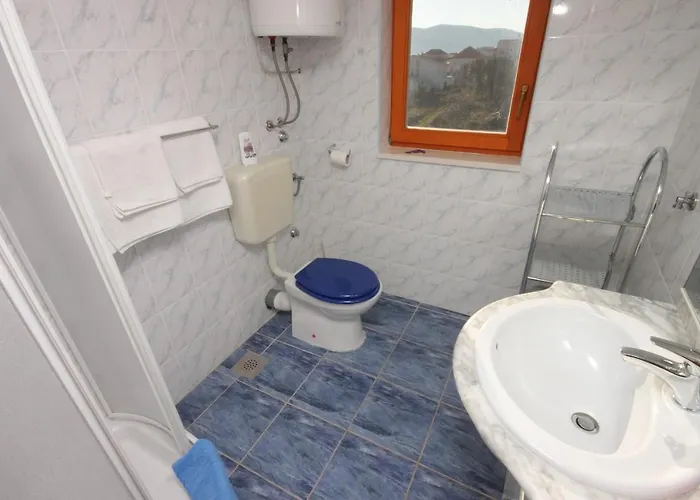Family-friendly With Swimming Pool Seget Vranjica, - 7559 Appartement Trogir