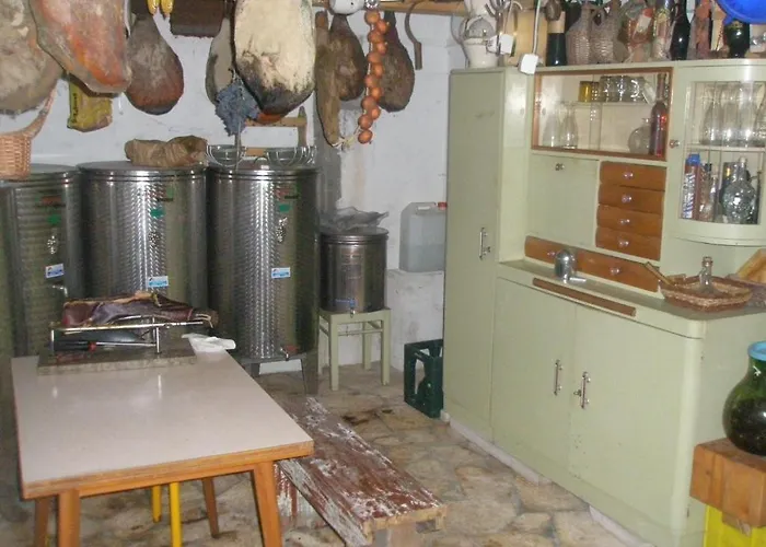 Appartement Family-friendly With Swimming Pool Seget Vranjica, - 7559 Trogir
