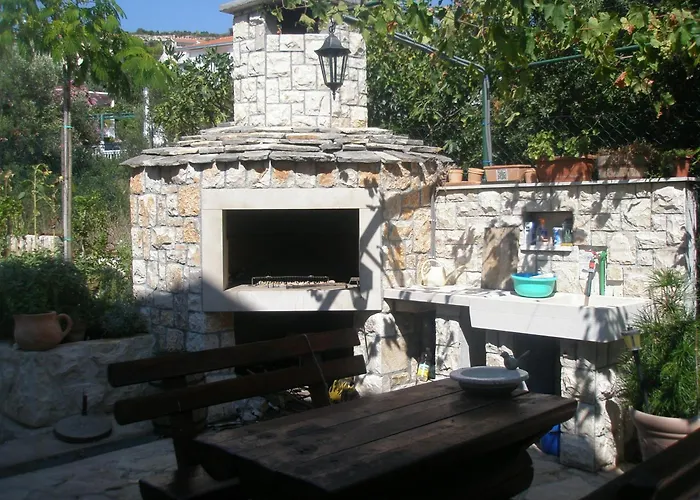 Family-friendly With Swimming Pool Seget Vranjica, - 7559 Appartement *